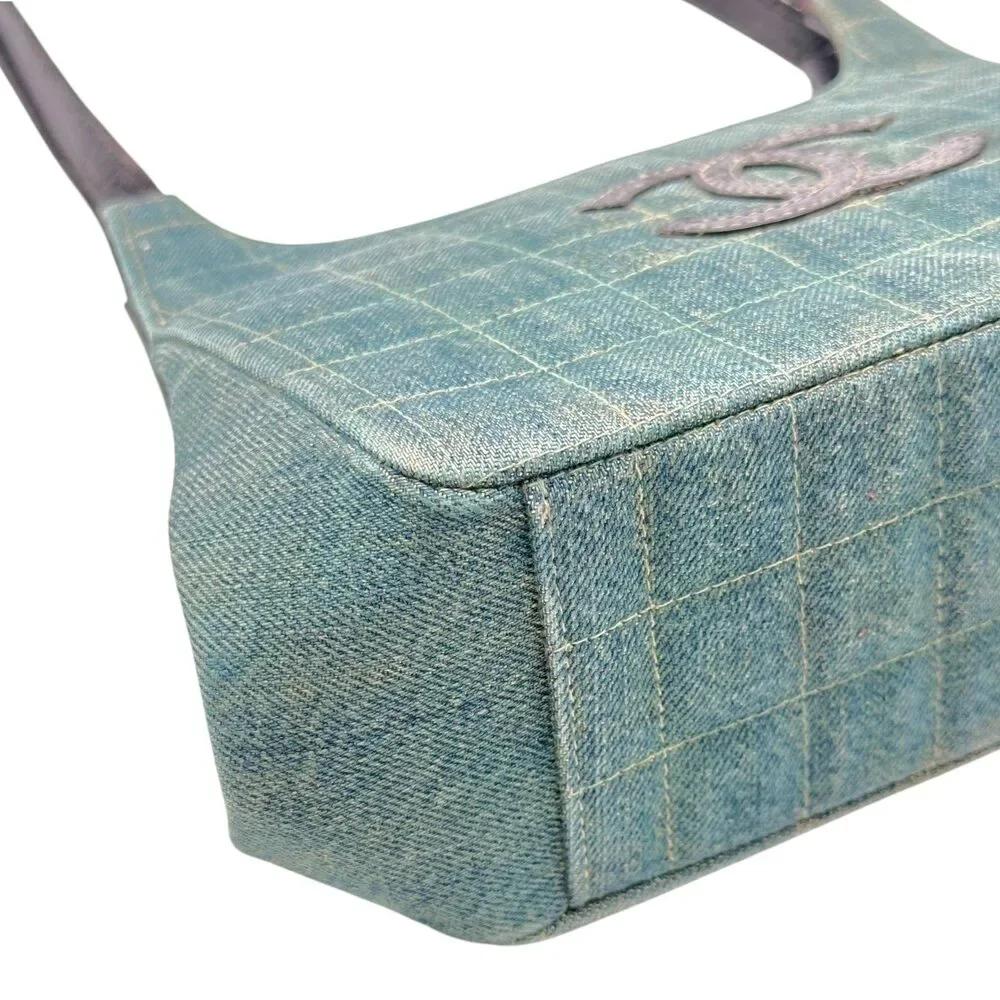 Chanel Denim Chocolate Bar CC Logo Shoulder Bag 2000-02 - Picture 8 of 13